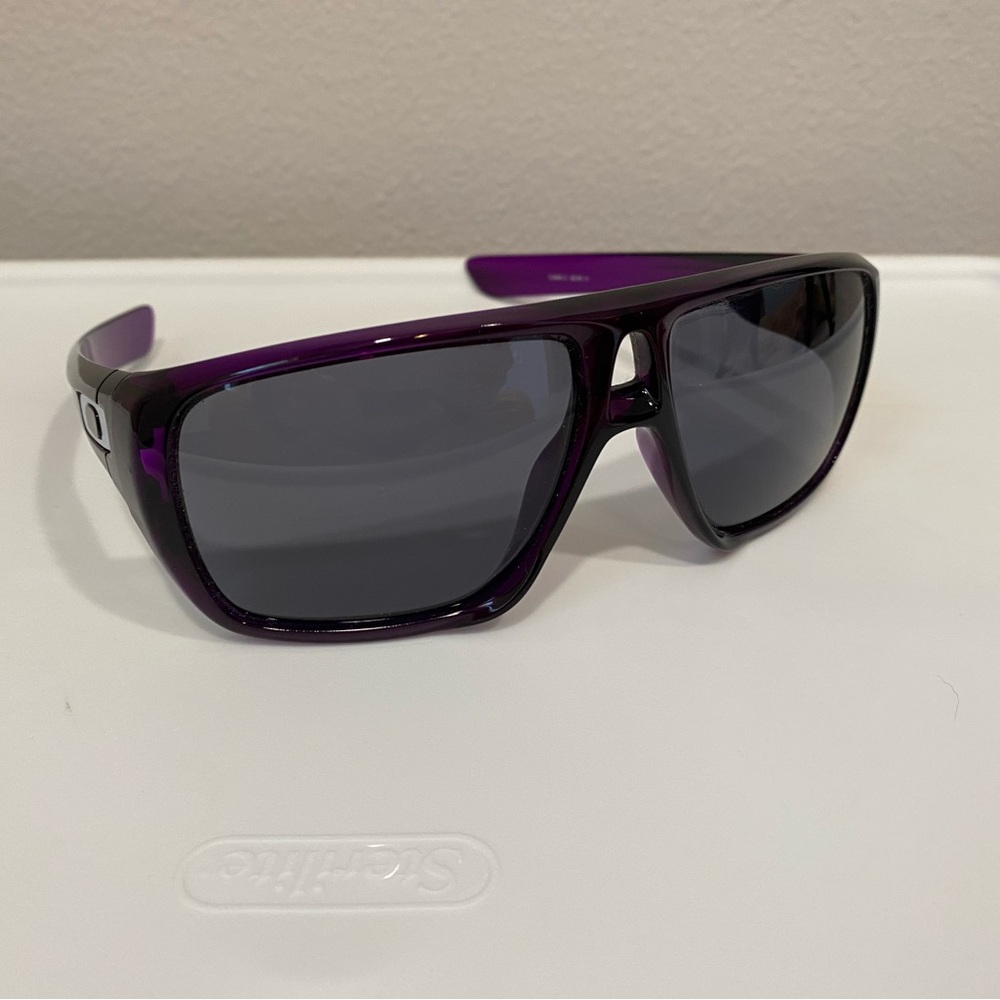 Oakley Dispatch Sunglasses